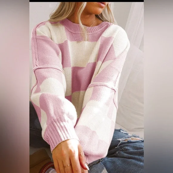 Pink Checkered Bubble Sleeved Crew Neck Knit Sweater - Picture 2 of 11